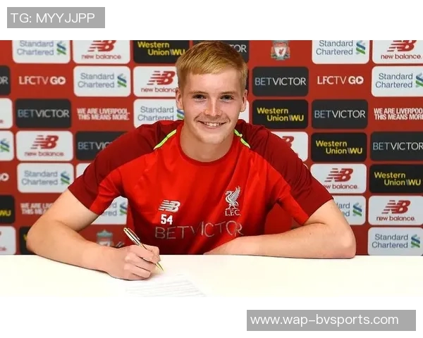 吉文称赞凯莱赫冷静理智实力足以跻身欧洲顶尖门将行列