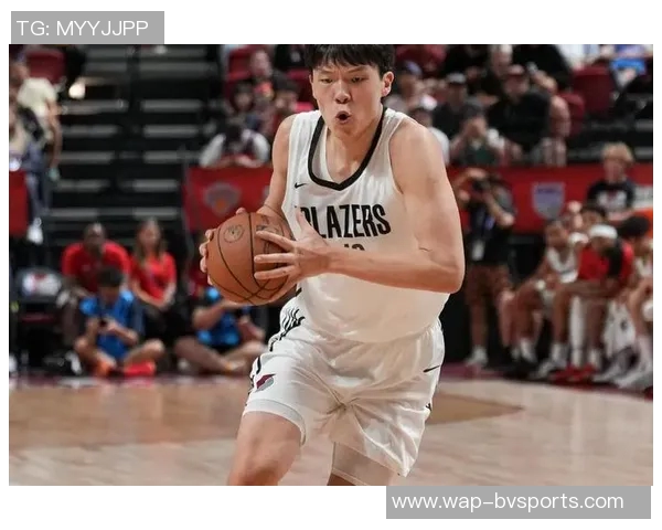 美媒制作海报展示杨瀚森言论引发广泛关注与讨论