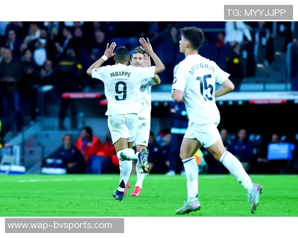 西甲争冠形势紧张皇马两轮不胜仅领先巴萨一分