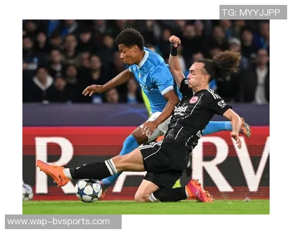 内雷斯脚踝扭伤无碍那不勒斯官方确认已启动康复训练计划