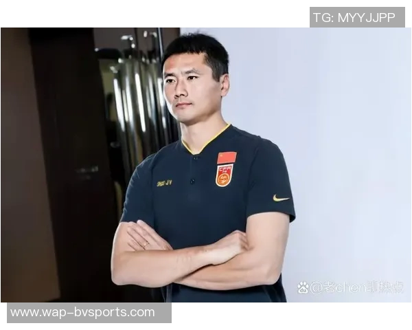 国足新任教练邵佳一团队已抵达肇庆全员将于四日集结备战